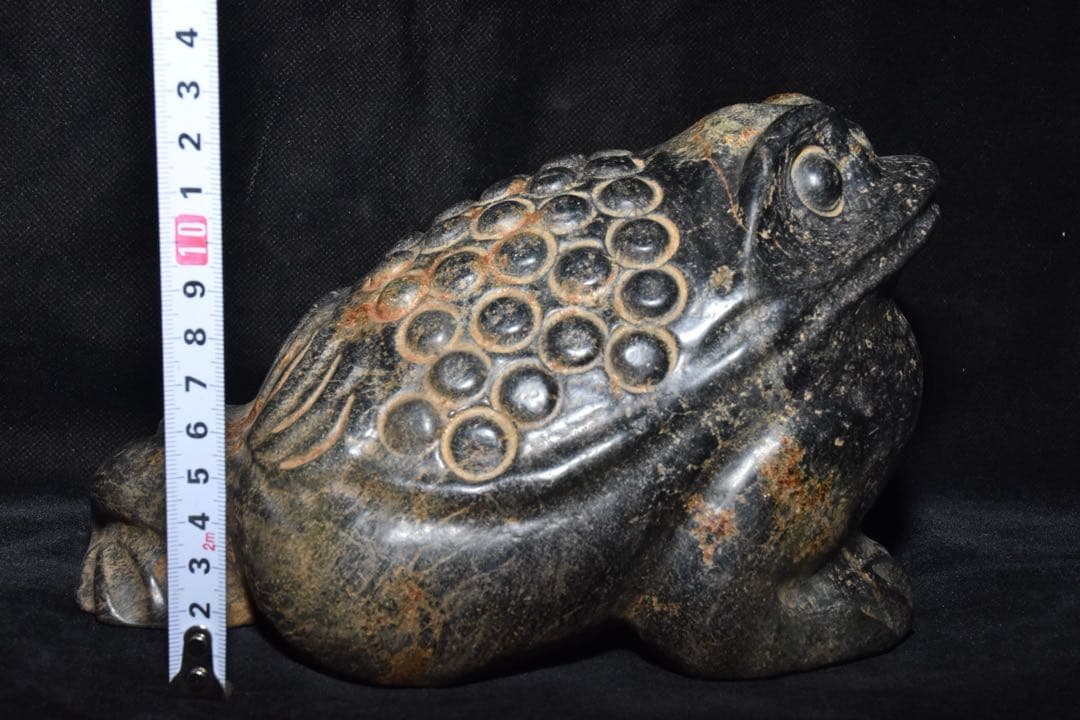 蟾蜍の彫刻　財運UP　宇宙パワー 不思議の石鉄隕石　アンティーク　約4340g