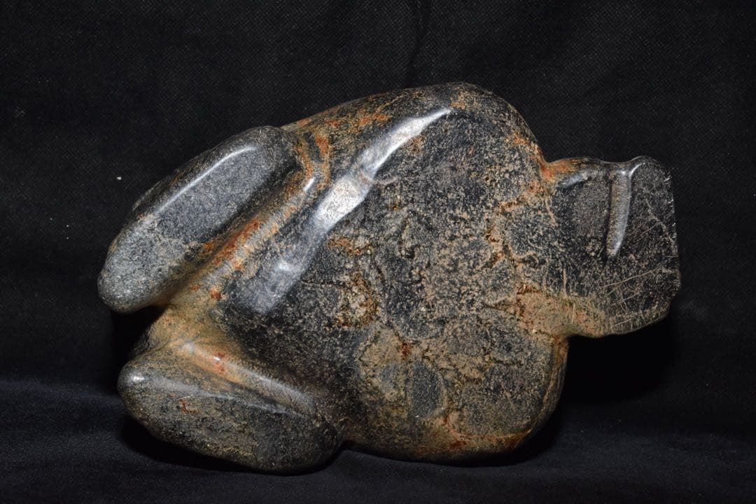 蟾蜍の彫刻　財運UP　宇宙パワー 不思議の石鉄隕石　アンティーク　約4340g