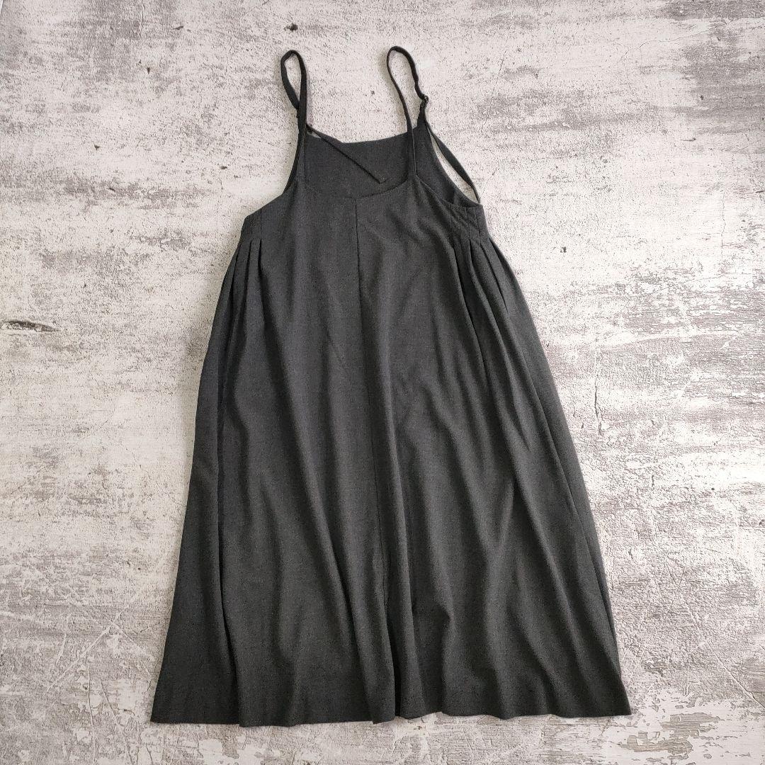 北欧、暮らしの道具店 サイドタックのサロペットスカート チャコール S