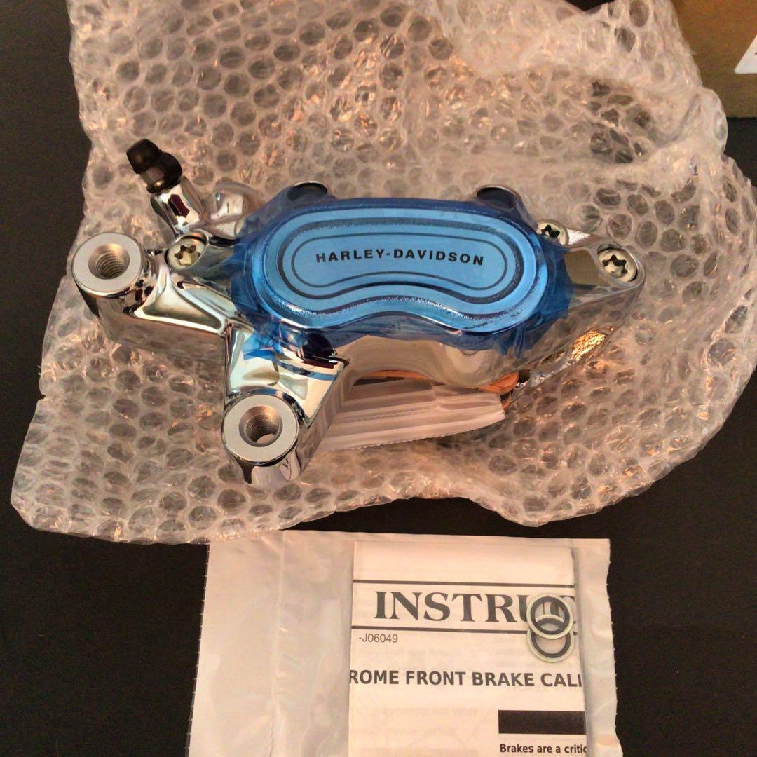 ハーレー純正　フロントキャリパーキット 2015年以降ソフテイルに適合