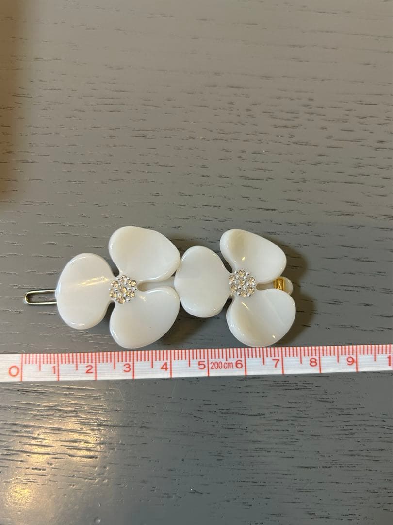 アレクサンドルドゥパリ　カメリアピン♡