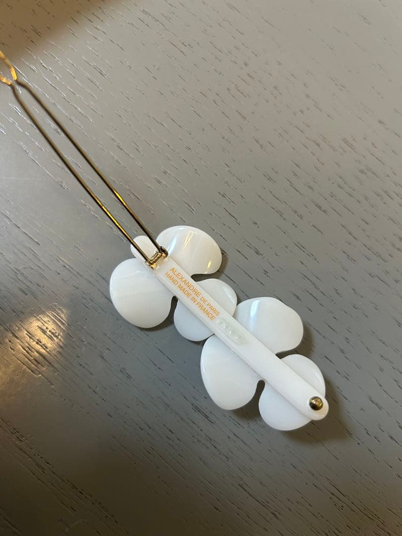 アレクサンドルドゥパリ　カメリアピン♡