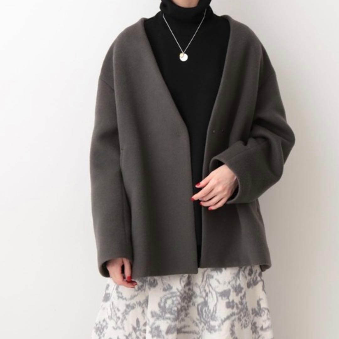 ✨近年モデル✨イエナ IENA マンテコ ノーカラーショートコート グレー 人気