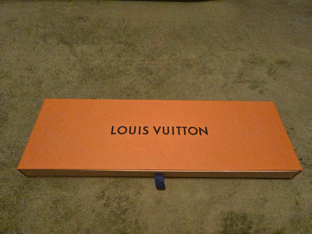 【未使用】LOUIS VUITTON ネクタイ ネイビー