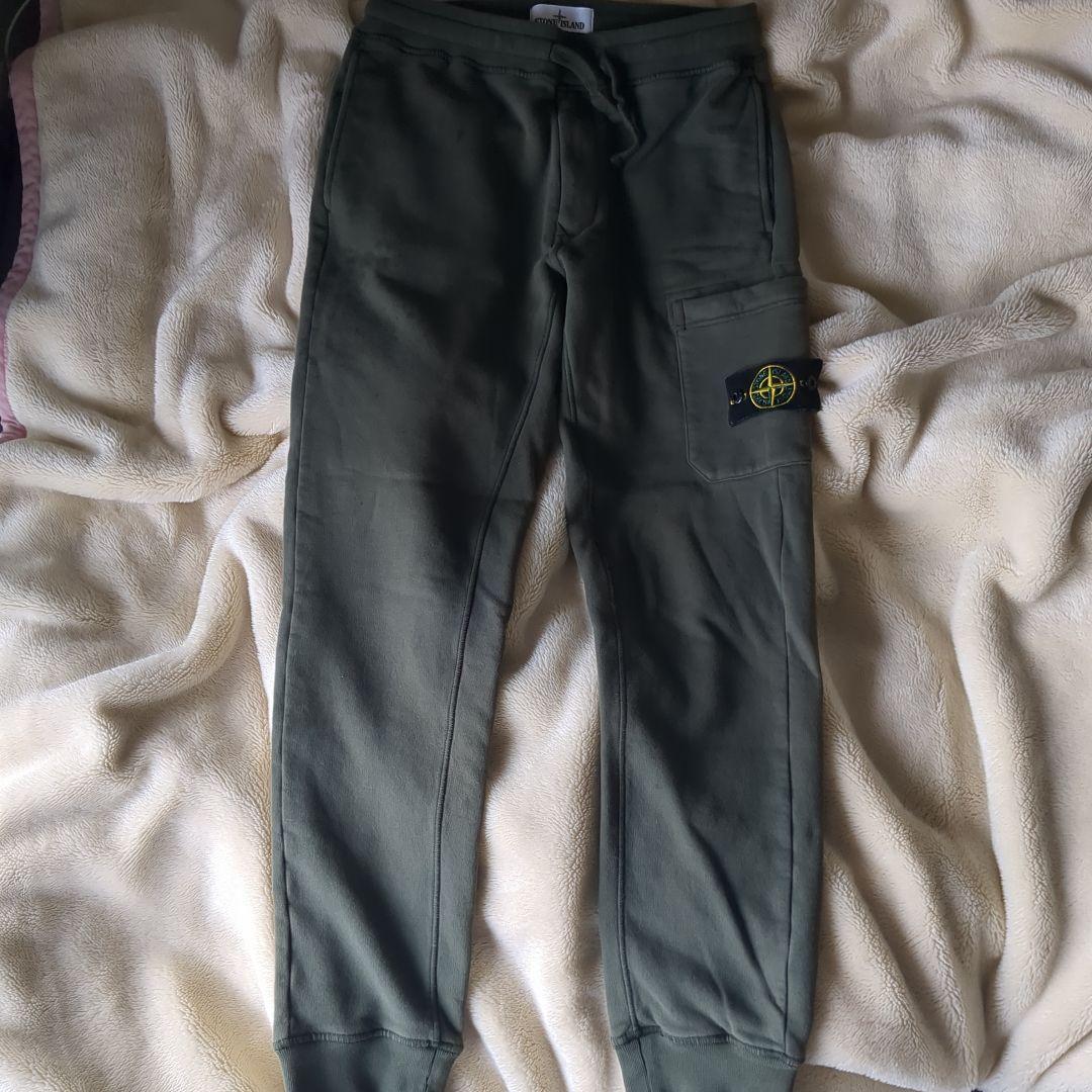 ストーンアイランド　スウェットジョガーパンツ　カーキ
