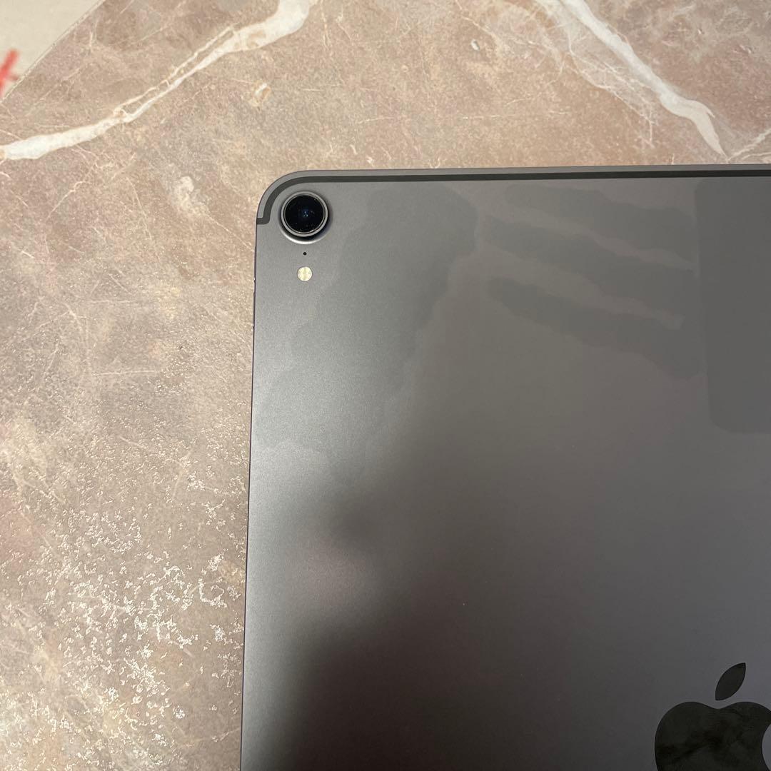 iPad Pro12.9 第三世代　KDDI au Apple pencil付き