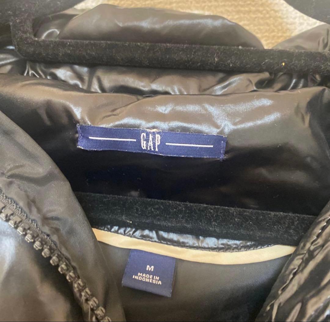 GAPダウンベスト 黒　ファーベスト　テカテカ　gap ギャップ　usdrip