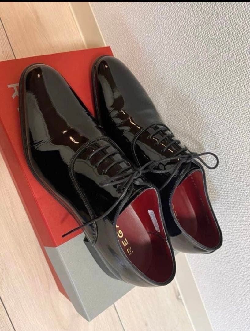 REGAL 黒 ドレスシューズ 光沢仕上げ