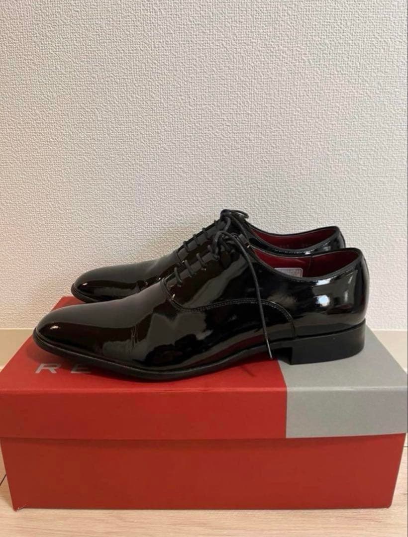 REGAL 黒 ドレスシューズ 光沢仕上げ