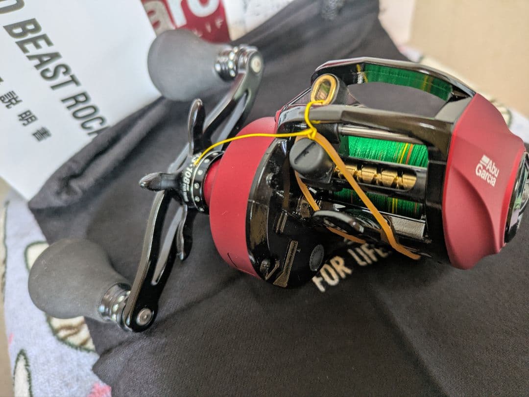 新品・未使用の アブガルシア レボ ビースト ロケット です。