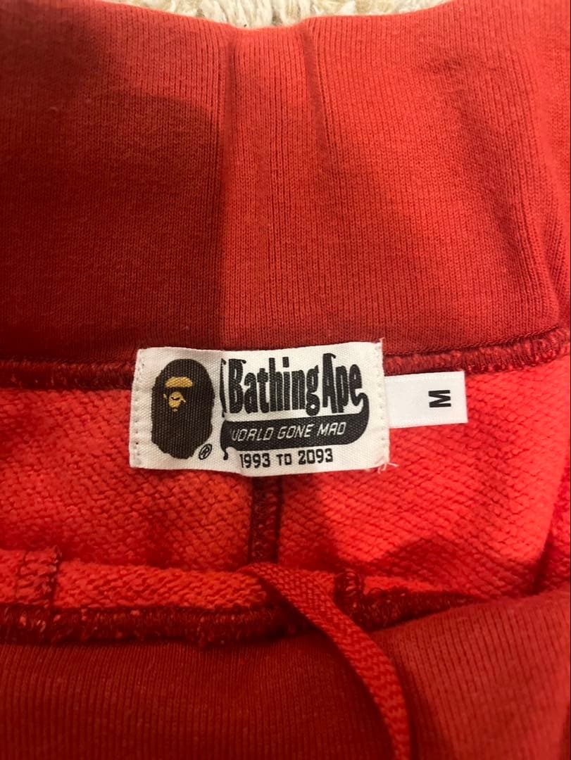 A Bathing Ape レッドカモフラージュショートパンツ