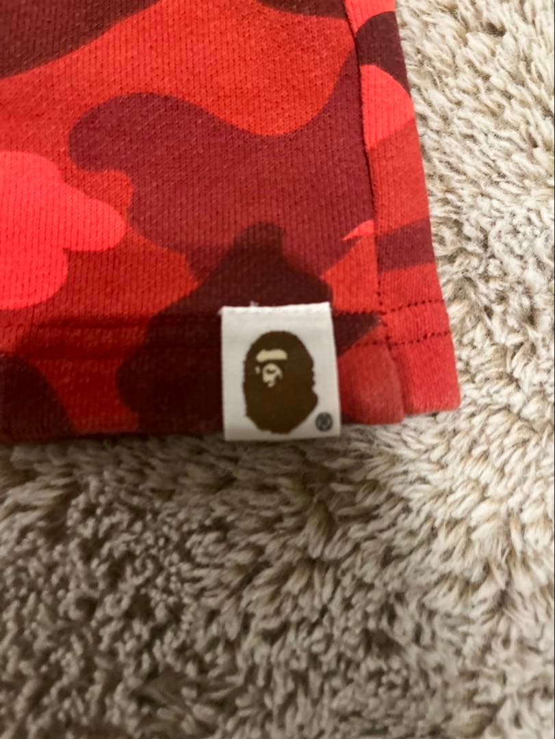 A Bathing Ape レッドカモフラージュショートパンツ
