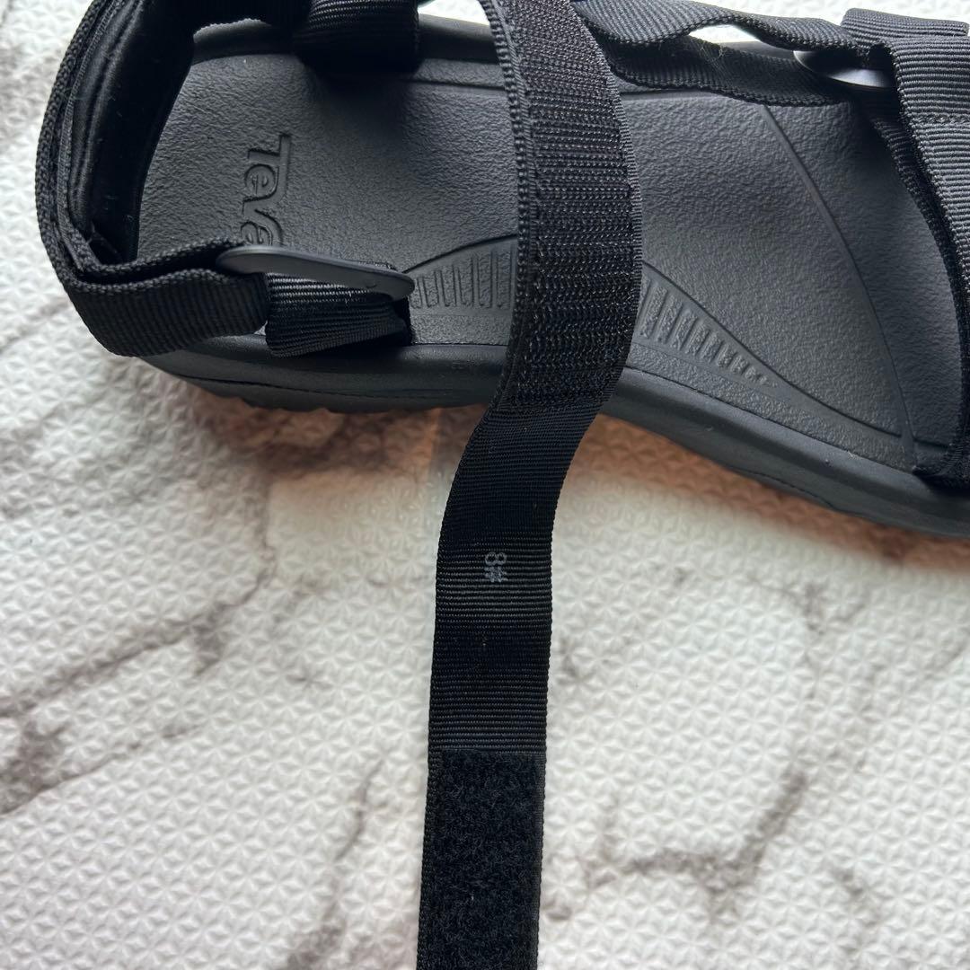 品薄の激レア品 テバ スポーツサンダル ハリケーン XLT2 TEVA