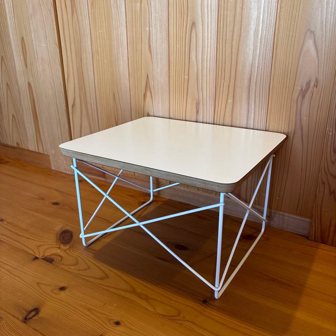 イームズ　ワイヤーベーステーブル　LTRT ハーマンミラー