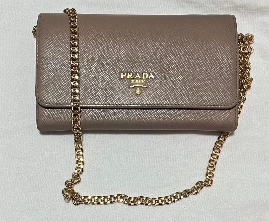 PRADA サフィアーノレザー ショルダーバッグ
