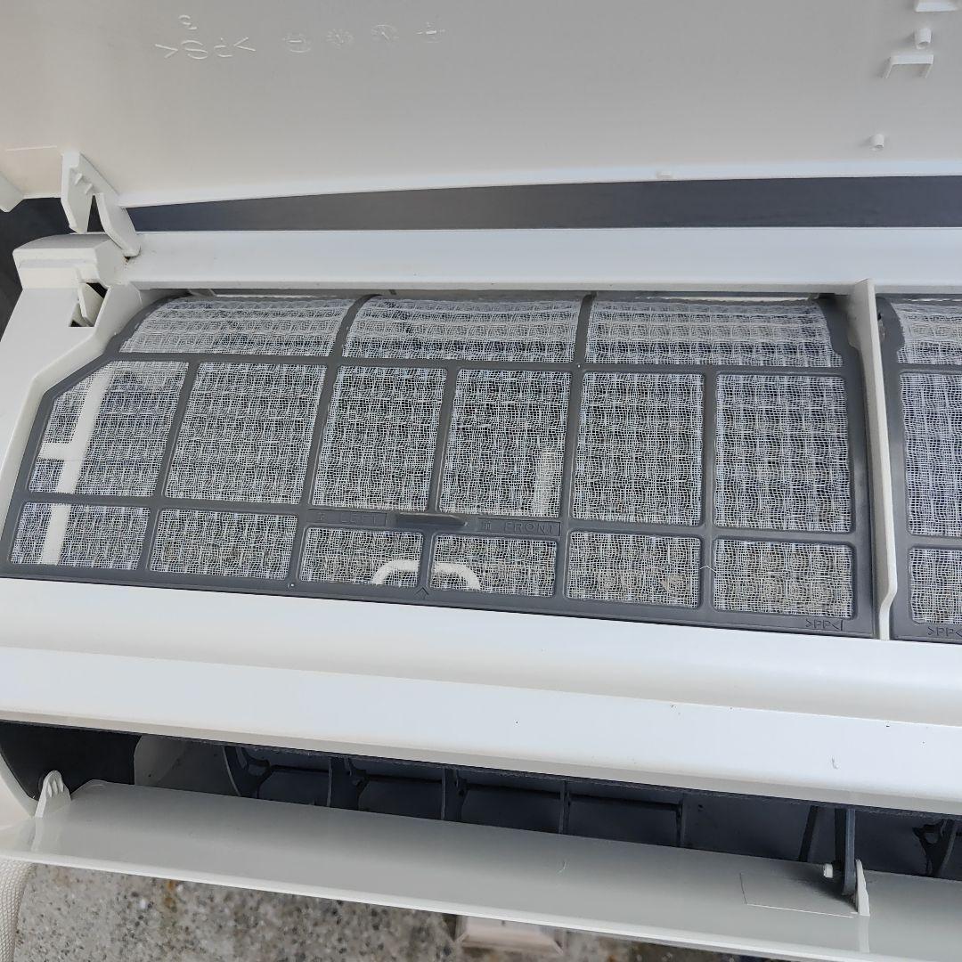 日立 6畳用 ルームエアコン白くまくん RAS-A22C 福岡県より