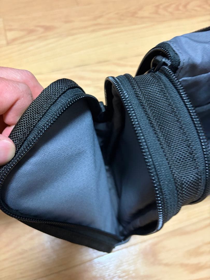 【人気商品】TUMI ALPHA 3 ハンギング・トラベル・キット