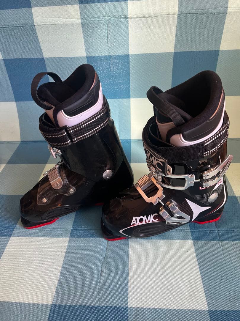 ATOMIC アトミックスキー ブーツ LIVE FIT70/26-26.5cm