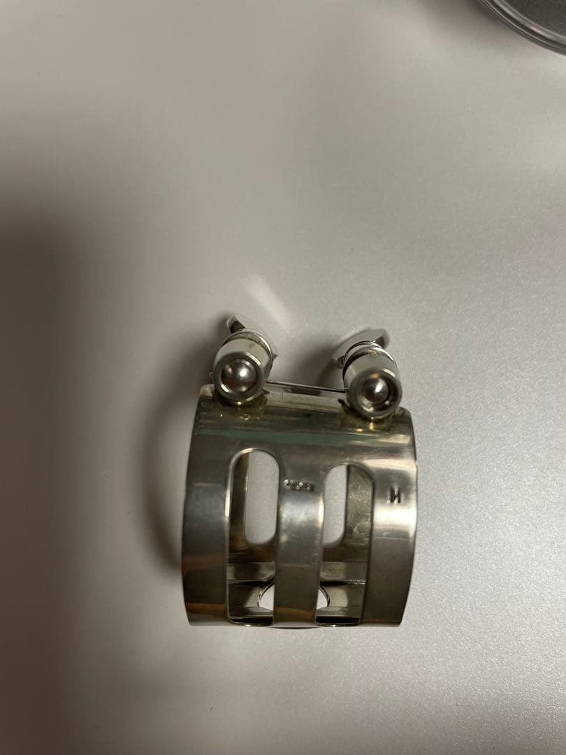 ウッドストーンAサックスリガチャー　スターリングシルバーM