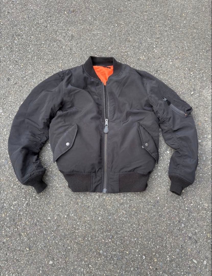 AVIREX リバーシブル MA-1 バックロゴ刺繍 ジャケット　最安値