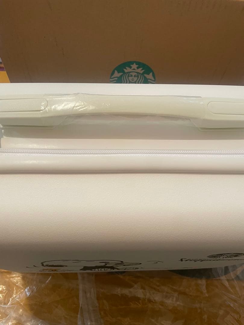 オンライン限定　中国スターバックススヌーピースーツケース　非売品　一点限り
