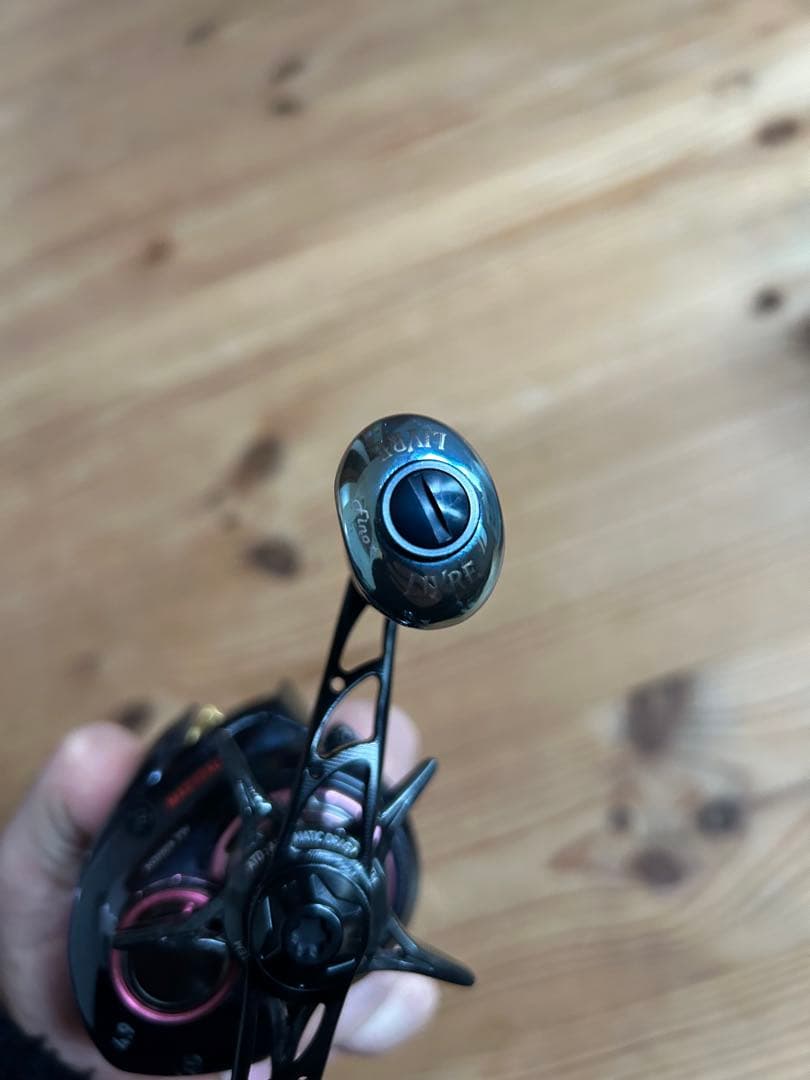 ダイワ 紅牙 17 TW(4.9）リブレクランクハンドル仕様