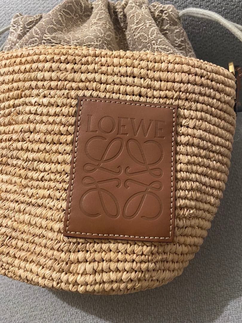 LOEWE アナグラム ポシェット バスケットバッグ