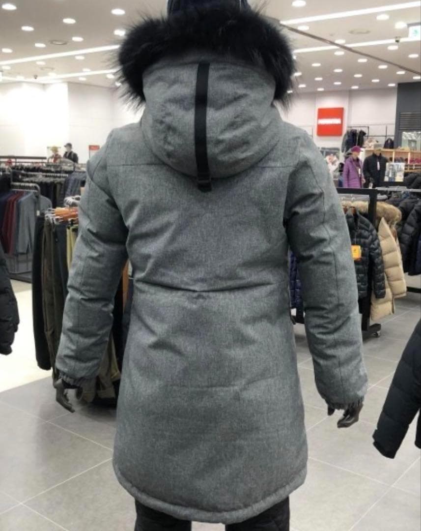 専用‼️新品⭐️mont-bellレディース高級ダウン ラクーンファーコートM