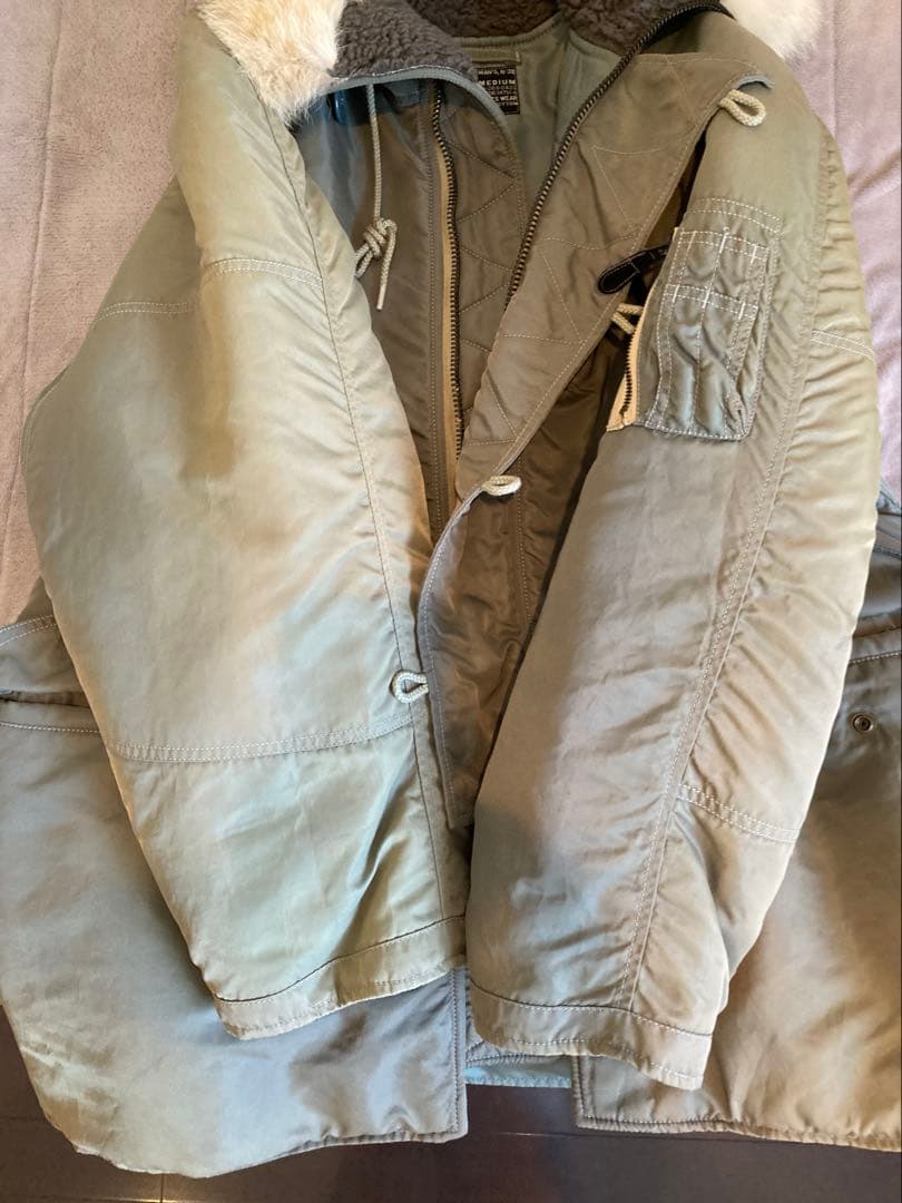 フェローズ　 C.C.MASTERS N3B サイズM