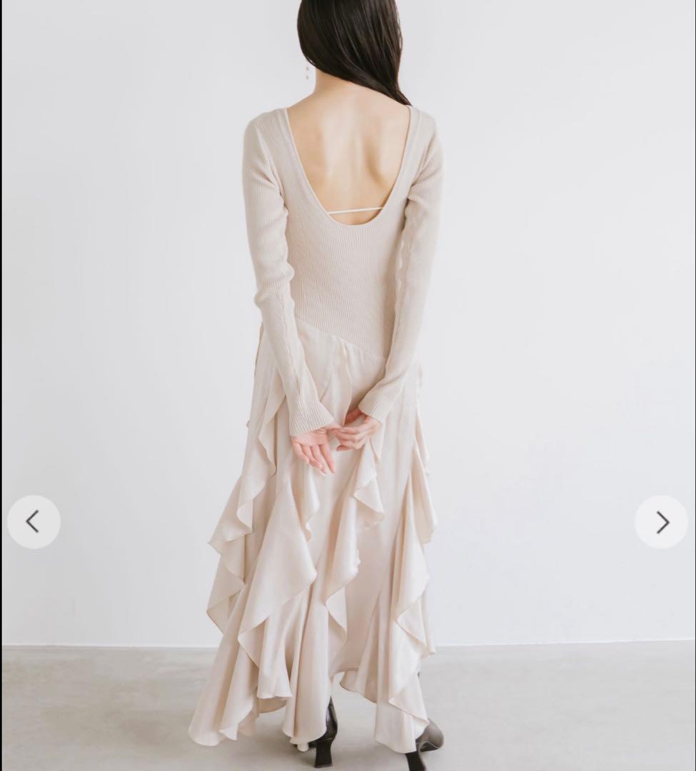 Aimeine エメイン　バックオープンフリルドッキングワンピース アイボリー