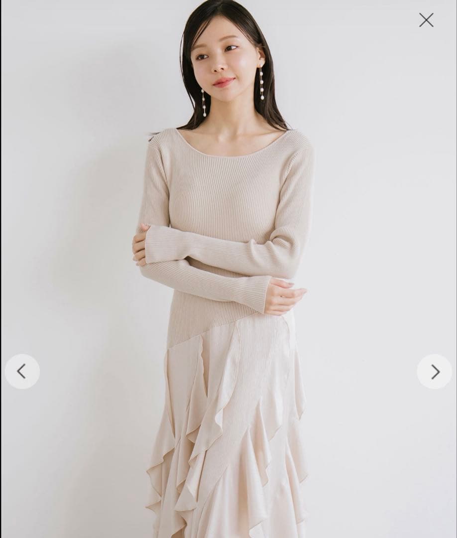 Aimeine エメイン　バックオープンフリルドッキングワンピース アイボリー