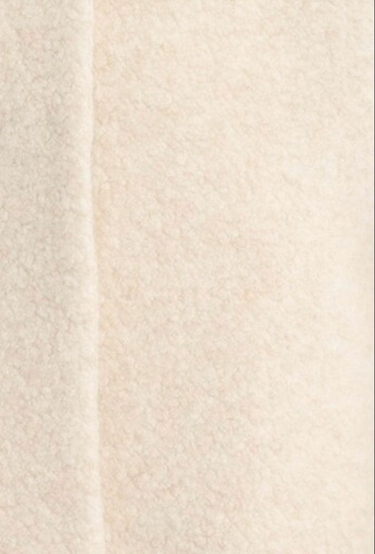 あ*み様 新品タグ無◯ 【ふんわり軽く羽織れる】クルーネック　ボアコート