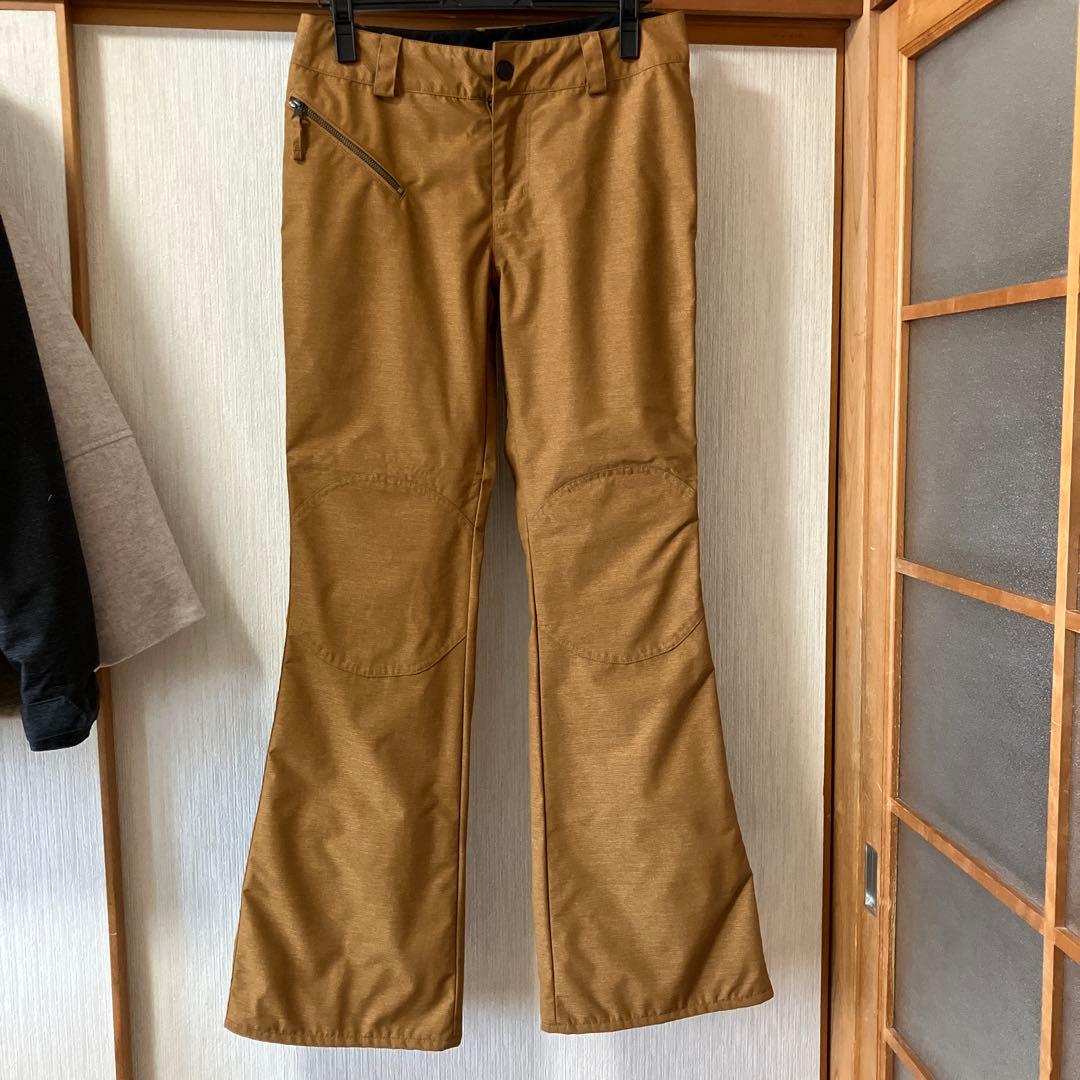 VOLCOM レディース　スノーボードウェア　上下