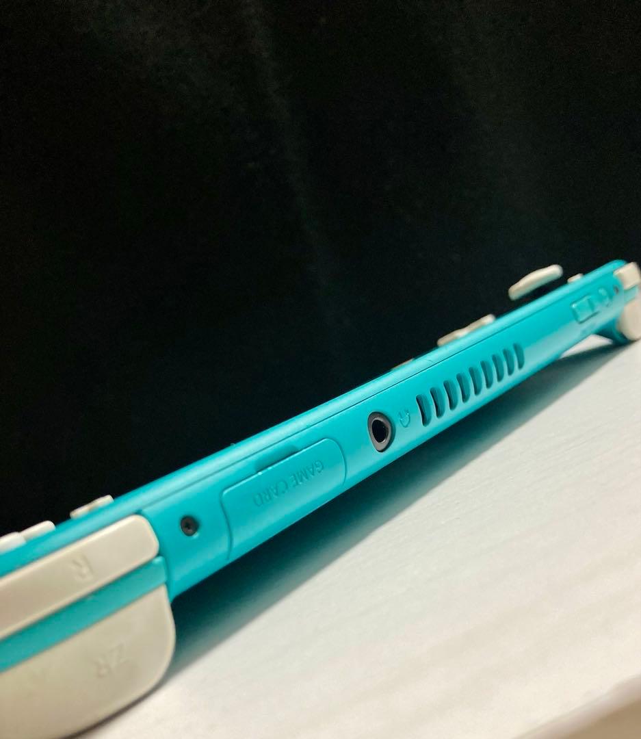 Nintendo Switch Light ニンテンドースイッチ　ライト