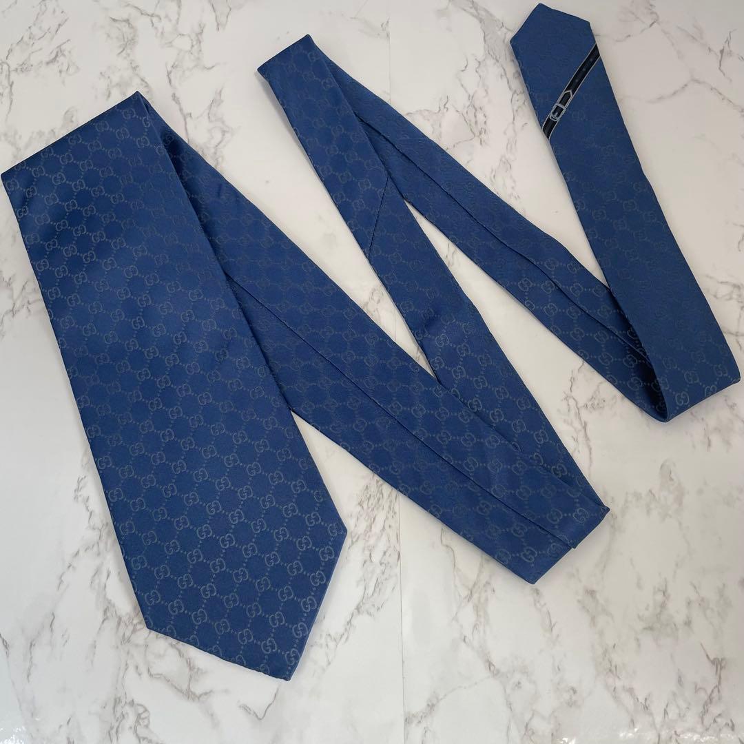 GUCCI グッチ GGチェーン ネクタイ ブルー 光沢