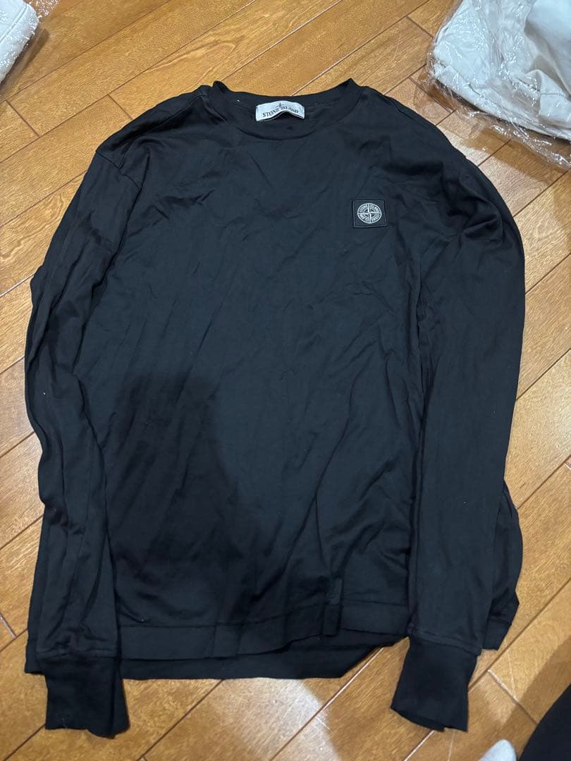 STONE  ブラック　ロンT