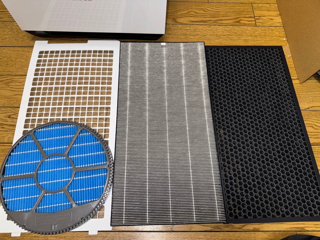 シャープ 除加湿空気清浄機 KC-HD70 プラズマクラスター 衣類乾燥除湿機