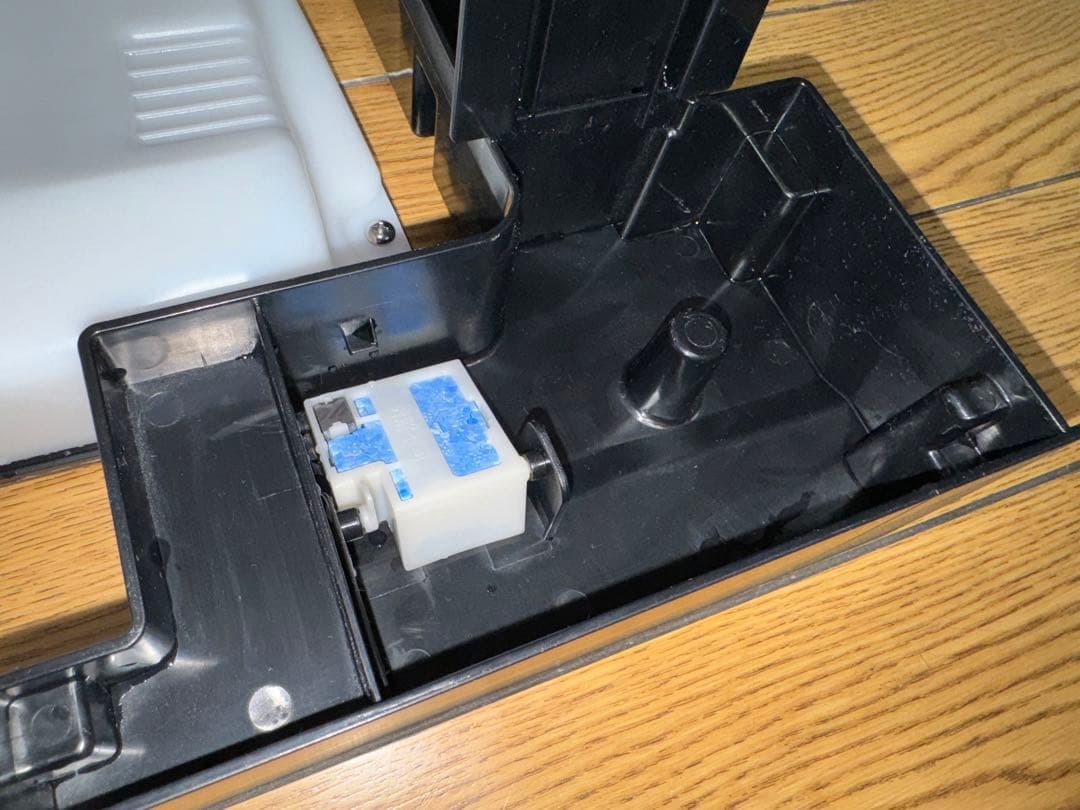 シャープ 除加湿空気清浄機 KC-HD70 プラズマクラスター 衣類乾燥除湿機