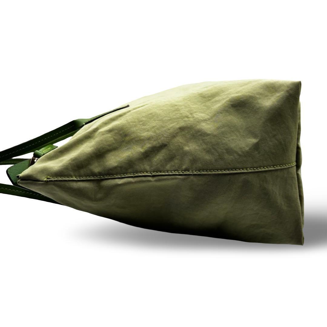 【良品】ロベルタピエリ　トートバッグ　黄緑　ナイロン　レザー　肩掛け　大容量