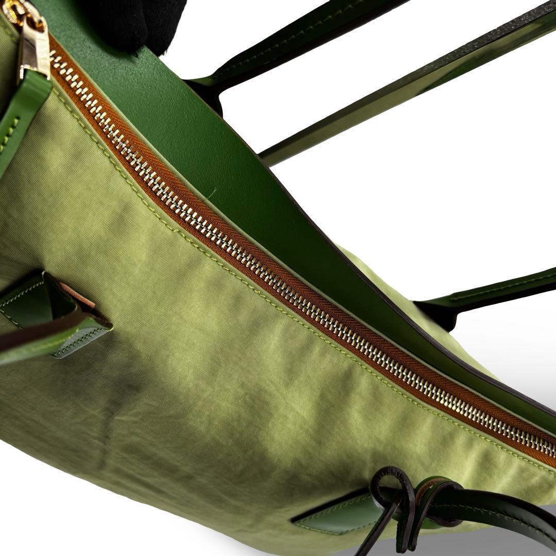 【良品】ロベルタピエリ　トートバッグ　黄緑　ナイロン　レザー　肩掛け　大容量