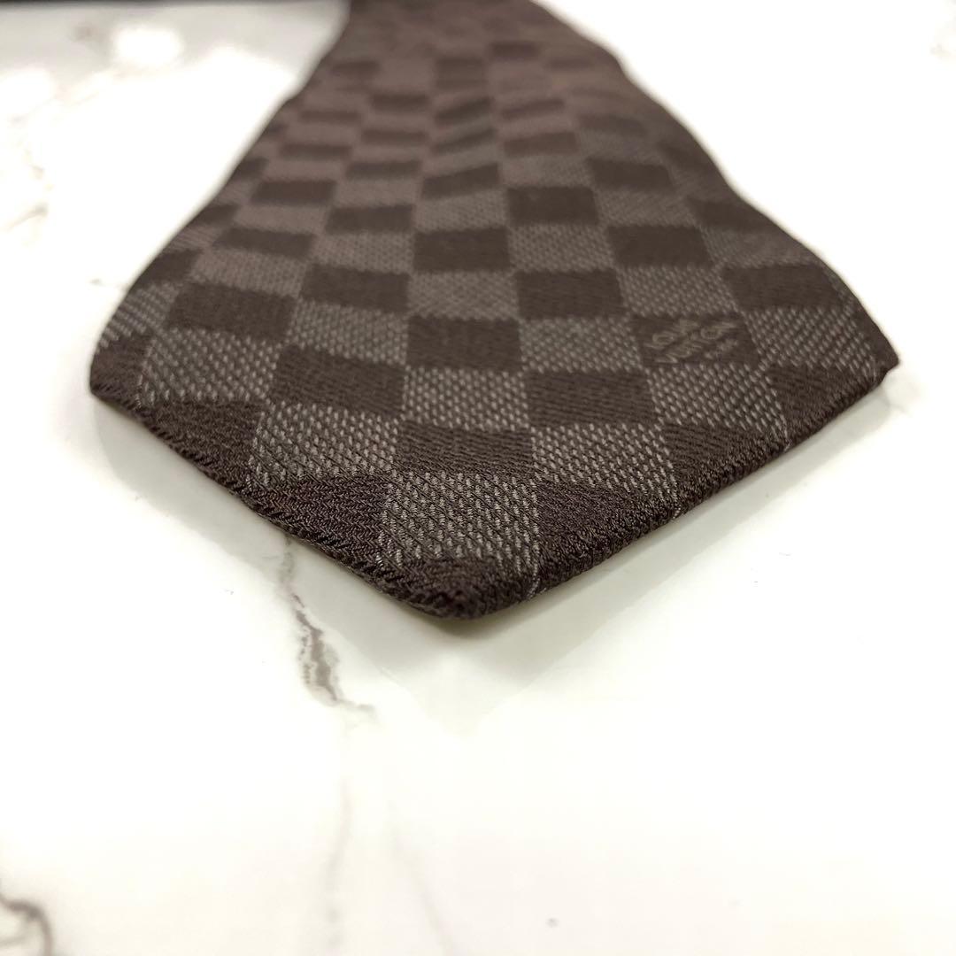 美品　ルイヴィトン　ネクタイ　ダミエ　ロゴ　ソリッド　ジャガード　ダークブラウン