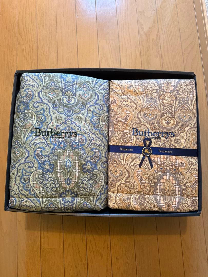 【未使用】Burberrys ダウンケット 150×200　2枚　ペイズリー柄