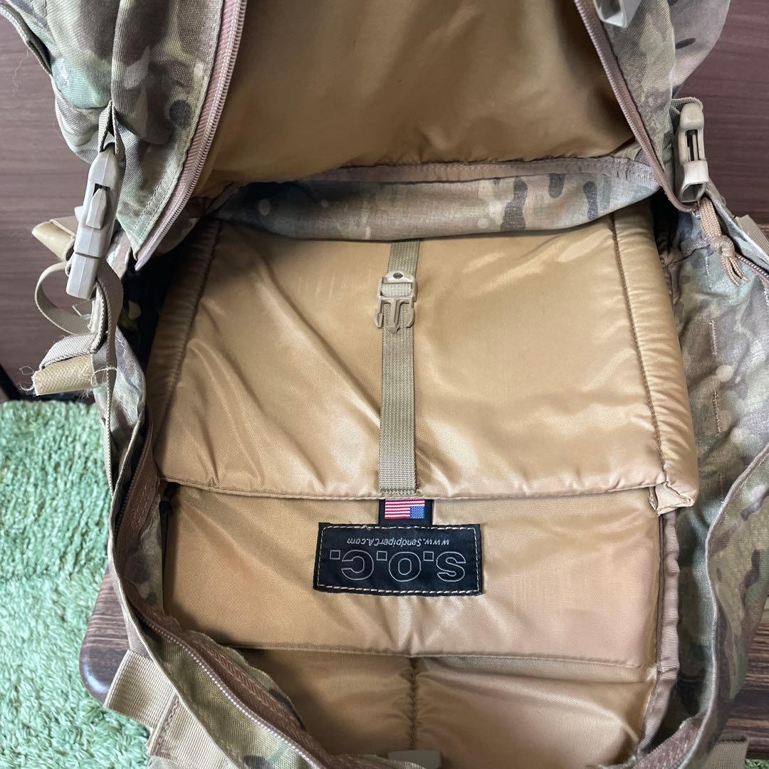 中型マルチカムバックパック MOLLEウェビング付き