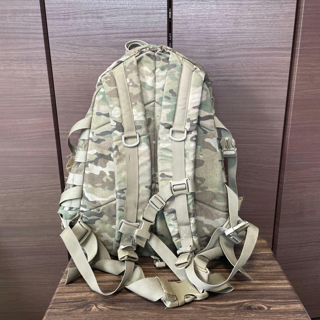 中型マルチカムバックパック MOLLEウェビング付き