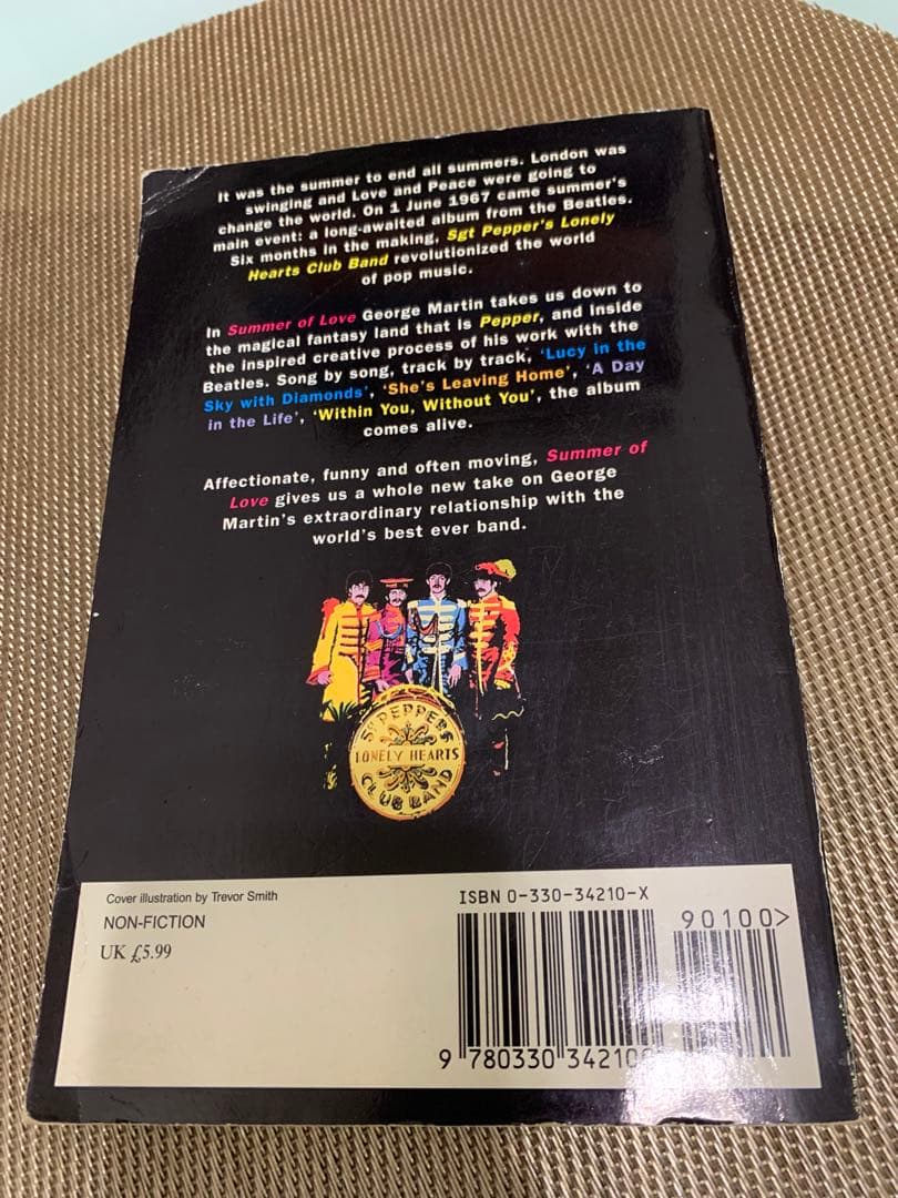 洋書 SUMMER OF LOVE: THE MAKING OF SGT PEPPER