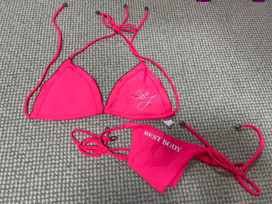 BEST BODY JAPAN公式　ピンク ビキニ 収納袋付き