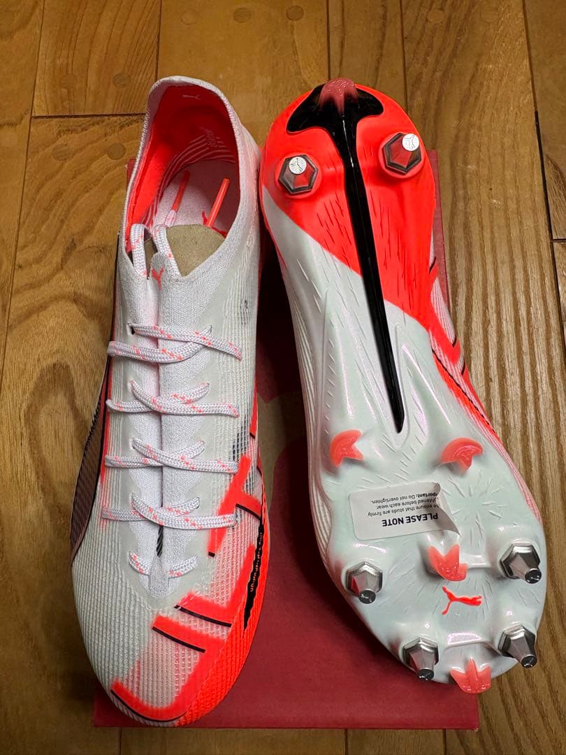 新品　超大特価　プーマ　ウルトラ 5 アルティメット MX SG 25cm