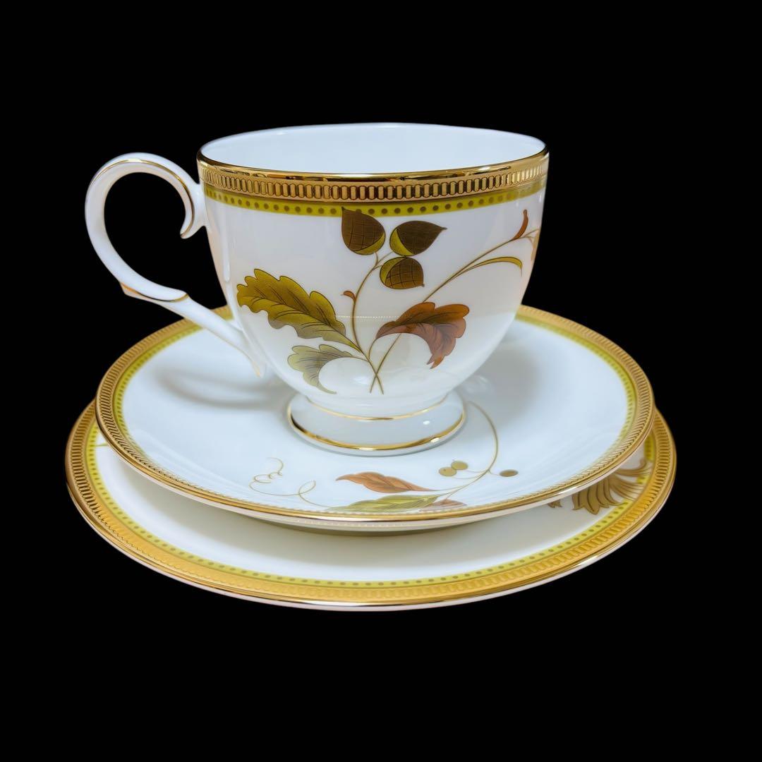 ノリタケ　アイラ　ゴールド　プラチナ　カップ　ソーサー　トリオ　プレート