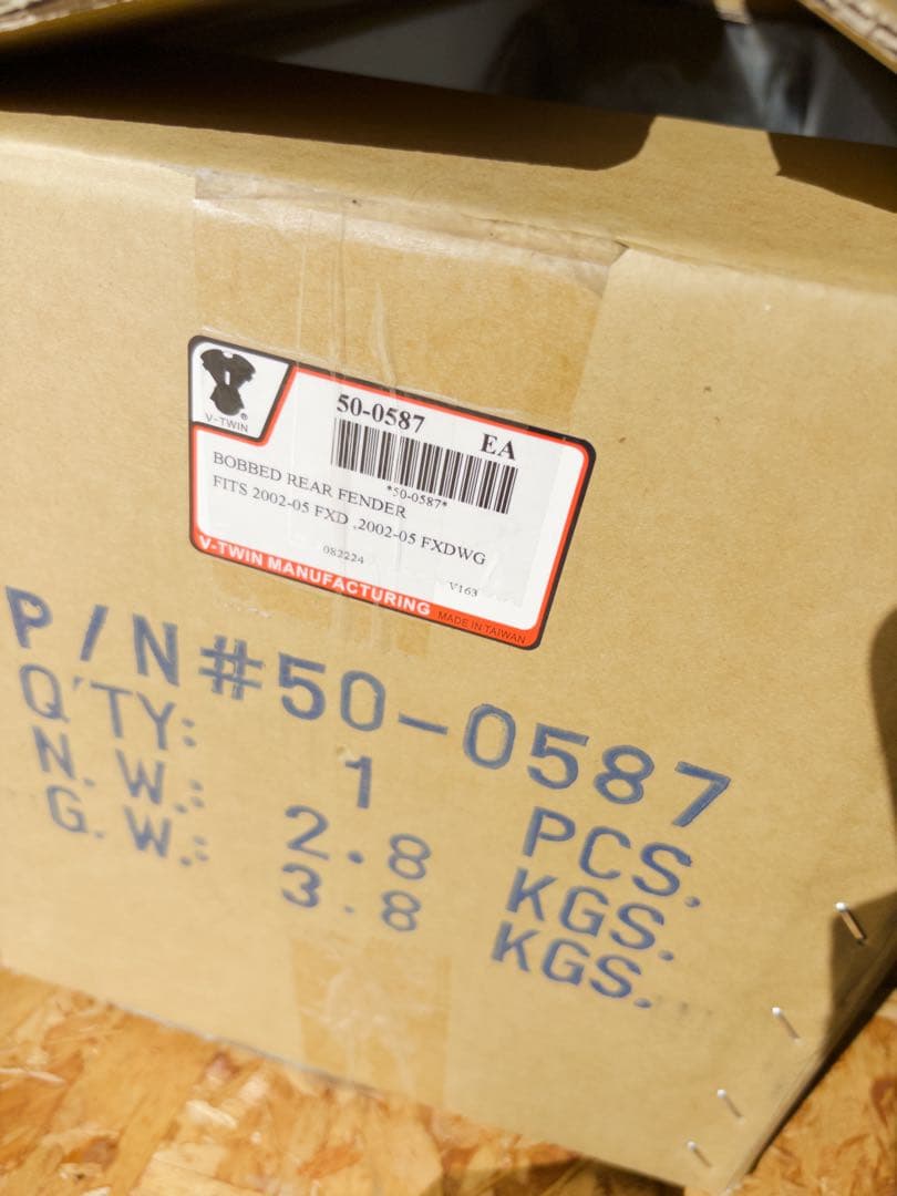 V-TWIN FXDWG ボブフェンダー　ダイナ　リアフェンダー