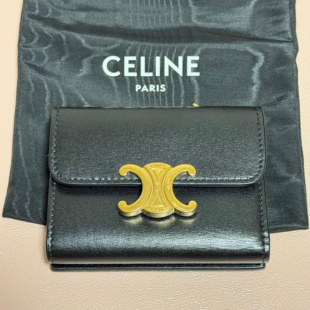 【美品】セリーヌ お財布 入れ付きコンパクトウォレット トリオンフ